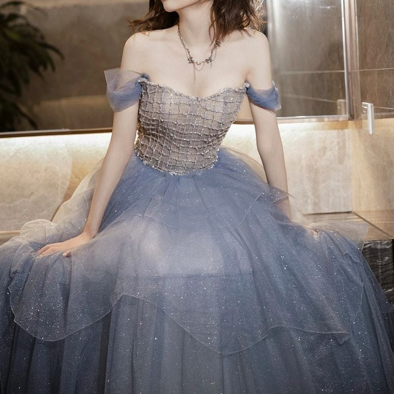 オフショルダーティアードチュールドレス　D1490