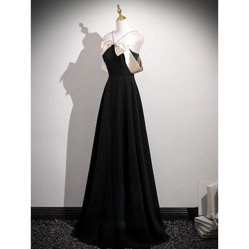 肩紐ありドレス - ストラップデザインのドレス一覧 | DRESSWOW