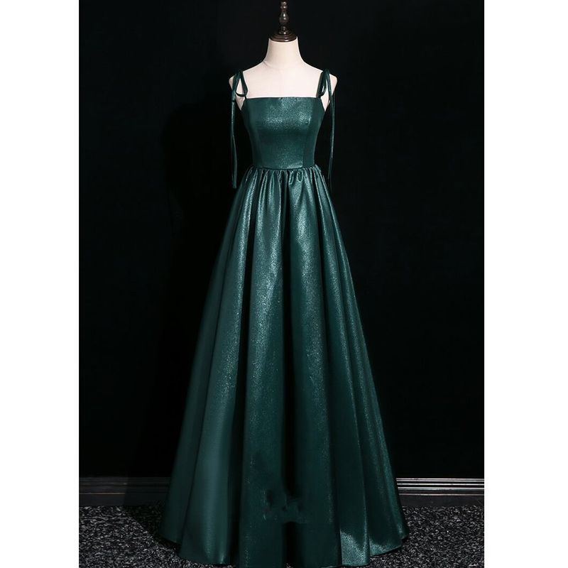 商品 – DRESSWOW（ドレスワオ）