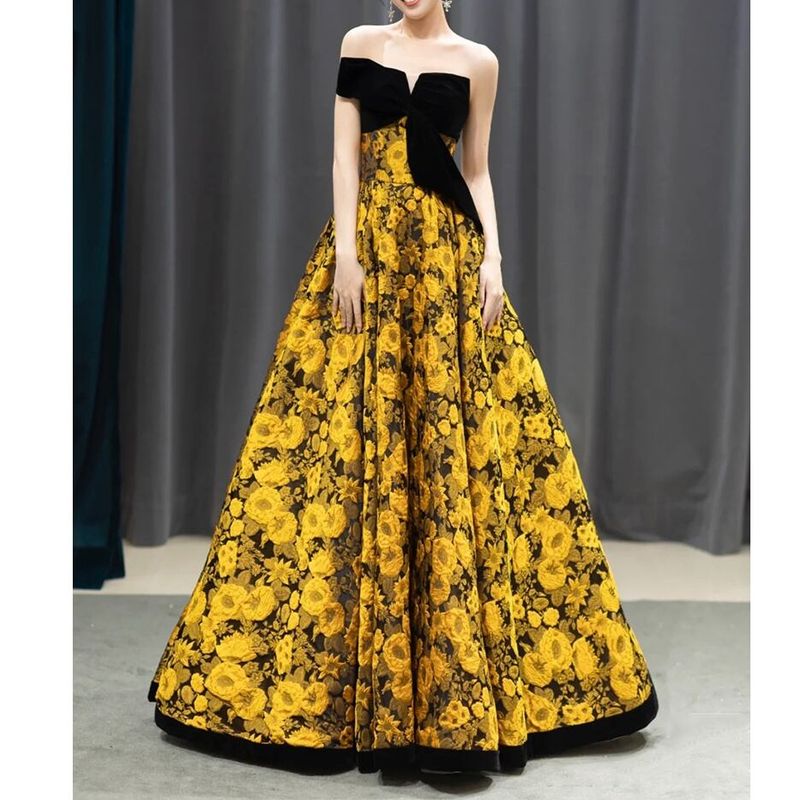 Aライン フラワーステッチ フレアボリュームドレス D1170 – DRESSWOW