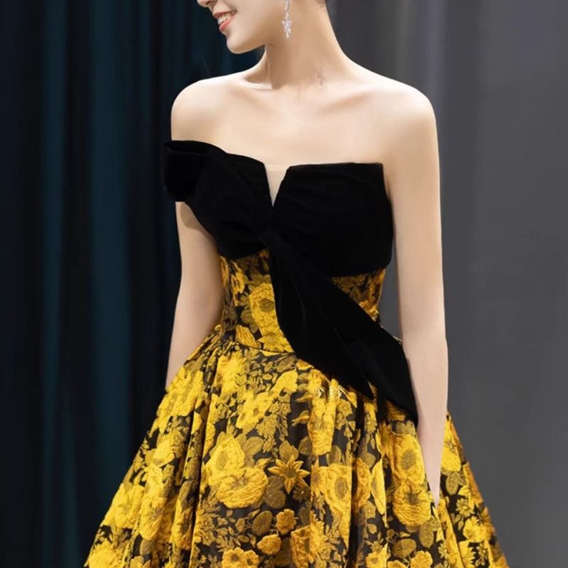Aライン フラワーステッチ フレアボリュームドレス D1170 – DRESSWOW