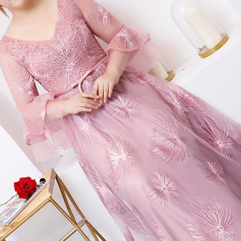 【3XL〜7XL】ベルスリーブオーガンジードレス　D1567