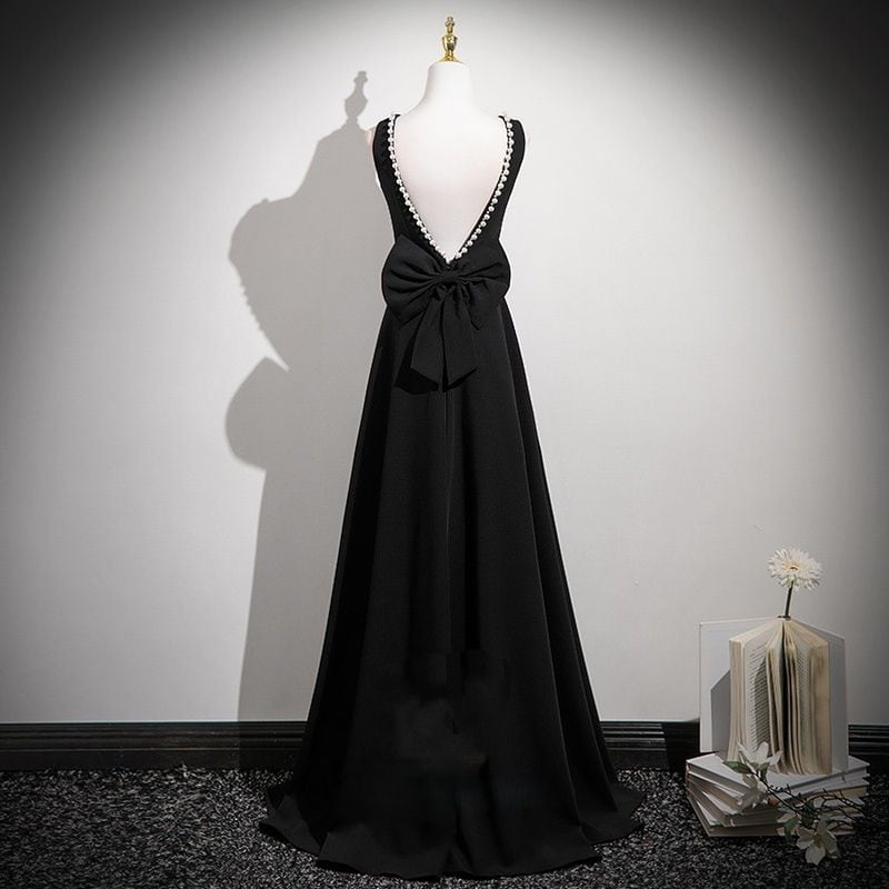 パールリボンバックレスドレス　D1713